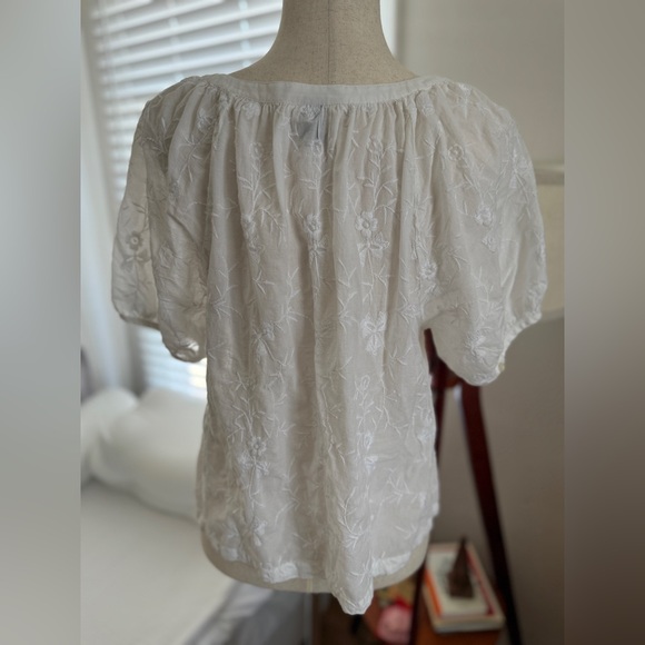Universal Thread White Embroidered Blouse - Picture 2 of 3